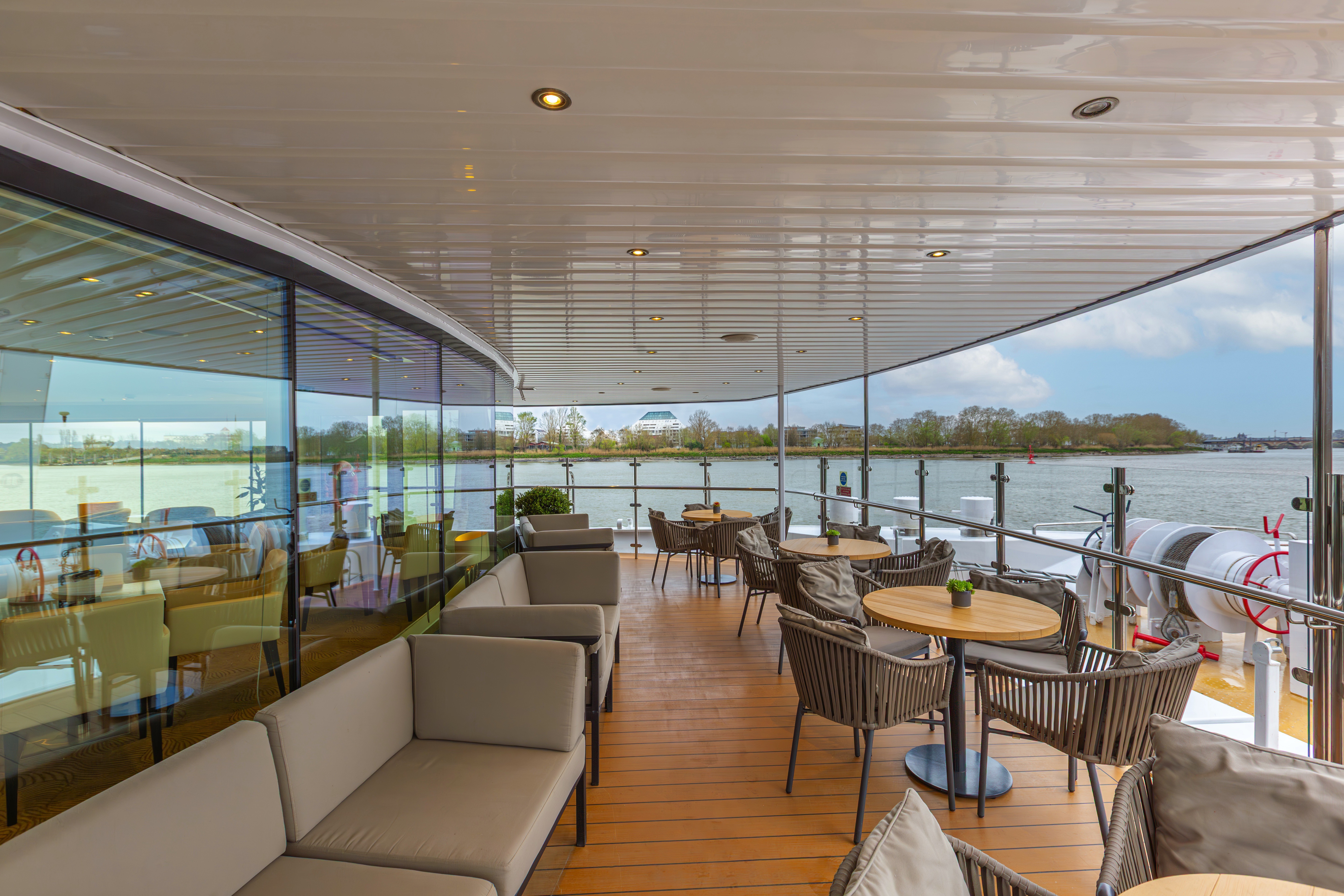 Avalon Waterways Avalon Artistry II Observation Lounge.jpg